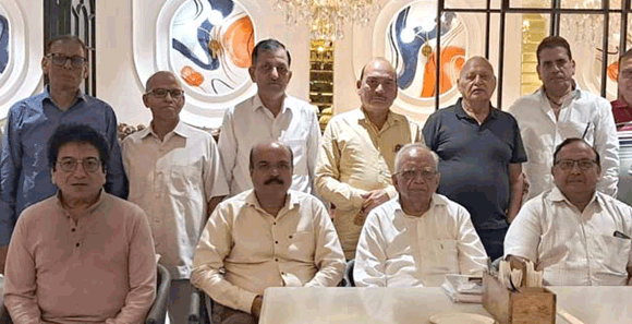 एसबीआई पेंशनर्स एसोसिएशन की नवनिर्वाचित कार्यकारिणी की पहली बैठक