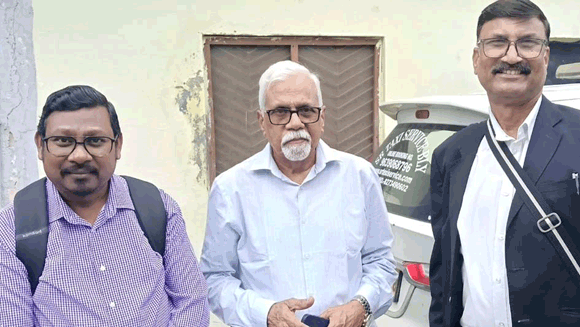 एक बार फिर सहारनपुर पहुंचे सेवन डे चर्च के अधिकारी