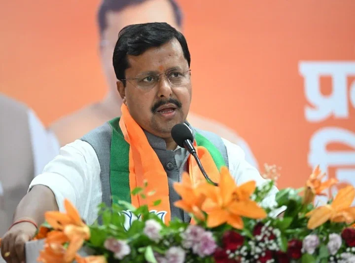 ‘नाराज फूफाओं’, BJP अध्यक्ष नितिन नवीन पर गुस्सा विपक्ष, बोला- ‘मलबे में बच्चे, और इन्हें…’