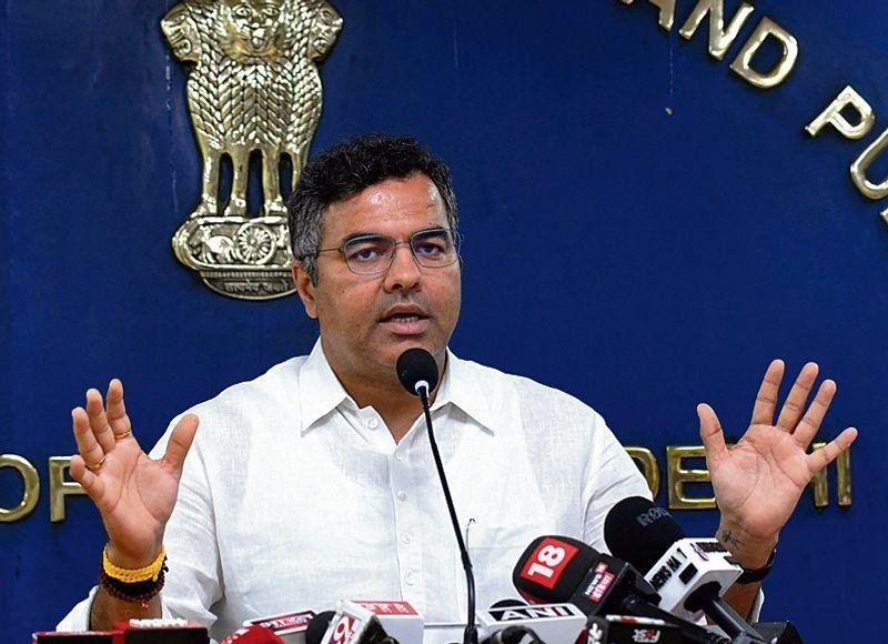 अरविंद केजरीवाल पर बरसे प्रवेश वर्मा, कहा- गुंडागर्दी से नहीं जीता जाता जनता का दिल