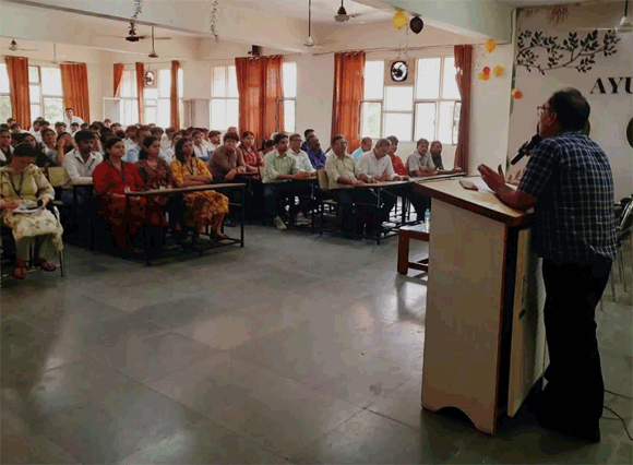 ‘स्वस्थ कल के लिए आयुर्वेद’ विषय पर विशेष व्याख्यान, बचाव को बताया बेहतर स्वास्थ्य का आधार