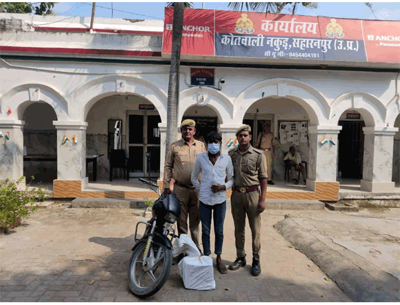 पुलिस ने हरियाणा से तस्करी कर लायी गयी देशी शराब बरामद कर आरोपी को जेल भेजा