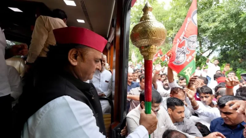 अखिलेश यादव ने कांग्रेस के गढ़ रायबरेली से शुरू की PDA यात्रा, एक तीर से साध रहे हैं 3 निशाने!
