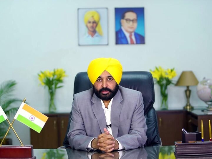‘पंजाब नहीं, दिल्ली का है पता’, SIR में राघव चड्ढा के दावे पर बोली AAP; बैकडेट प्रक्रिया से नाम जुड़वाने का लगाया आरोप