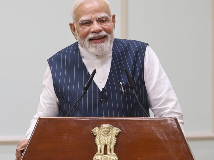 ‘मैं आपका विद्यार्थी हूं, मुझे…’, टीचर्स से PM मोदी की दिलचस्प बातचीत