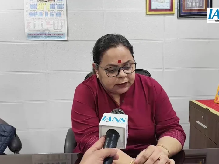 ‘हिंदू देवी-देवताओं का अपमान…’, SC की वकील ने निशु आजाद के खिलाफ की शिकायत