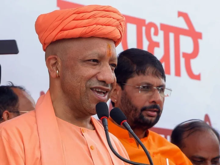 सीएम योगी के नेतृत्व में तेजी से शिखर पर पहुंचा गन्ना व चीनी उद्योग