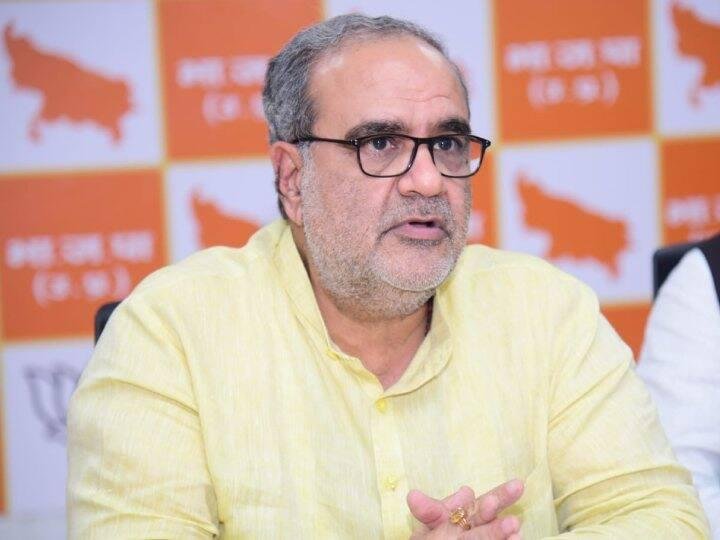 भूपेंद्र चौधरी का अखिलेश यादव पर हमला, बोले- सनातन और साधु-संतों को बदनाम करने की कोशिश