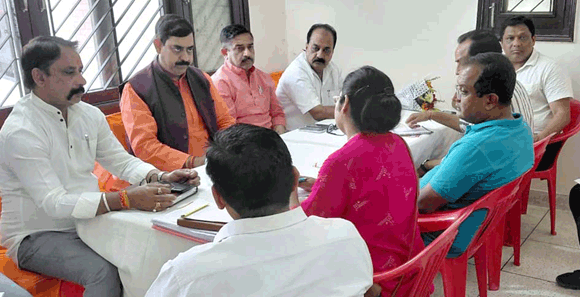 शिक्षक-स्नातक एमएलसी चुनाव को लेकर भाजपा की बैठक, चुनावी रणनीति पर हुआ मंथन