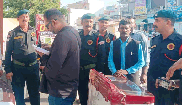 सहारनपुर में नगर निगम का अतिक्रमण पर एक्शन, दो दर्जन से अधिक स्थानों से हटाए कब्जे, 6700 रुपये जुर्माना वसूला