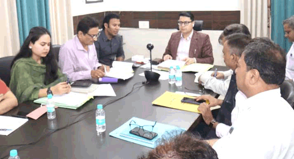 CM Dashboard की खराब रैंकिंग पर मंडलायुक्त नाराज, जननी सुरक्षा योजना में लापरवाही पर कार्रवाई के निर्देश