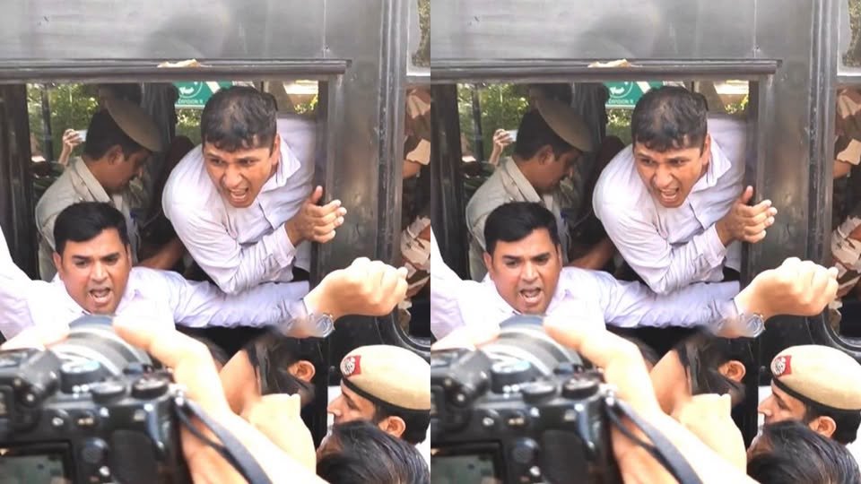 जंतर-मंतर पर AAP का प्रदर्शन, संजीव झा और सौरभ भारद्वाज हिरासत में