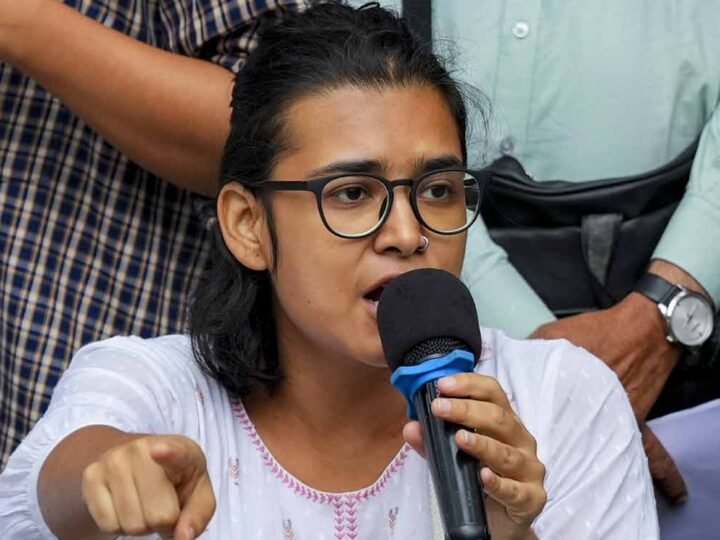 नेहा बोरा की याचिका पर दिल्ली हाई कोर्ट आज सुनाएगा फैसला, पुलिस के नोटिस को दी है चुनौती