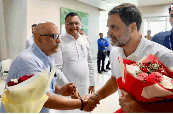 ‘मैं आपके साथ हूं…’ राहुल गांधी ने अजय राय को दिया भरोसा