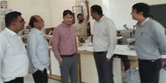 एमएलसी चुनाव की तैयारियों का एसडीएम ने लिया जायजा, मतदान केंद्रों पर सुरक्षा व्यवस्था दुरुस्त रखने के निर्देश