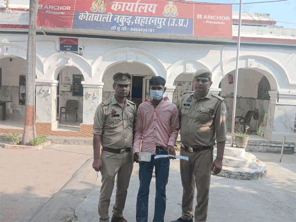 नकुड़ में दो मंदिरों में हुई चोरी का खुलासा, पुलिस ने चंद घंटों में दो आरोपियों को गिरफ्तार कर भेजा जेल