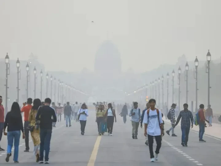 दिल्ली-NCR में प्रदूषण ने बढ़ाई चिंता, पहली बार लागू हुआ GRAP-1, AQI 226 पहुंचा