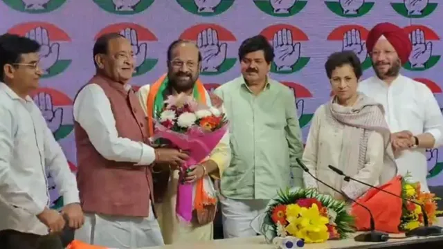 उत्तराखंड में BJP को झटका, जुबिन नौटियाल के पिता रामशरण नौटियाल कांग्रेस में शामिल, शैलजा बोलीं- भाजपा में हो रही थी घुटन