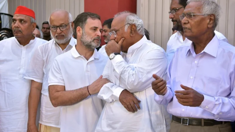 CEC ज्ञानेश कुमार के खिलाफ 30 अक्टूबर को ‘सार्वजनिक महाभियोग’, खरगे के आवास पर जुटेगा INDIA गठबंधन