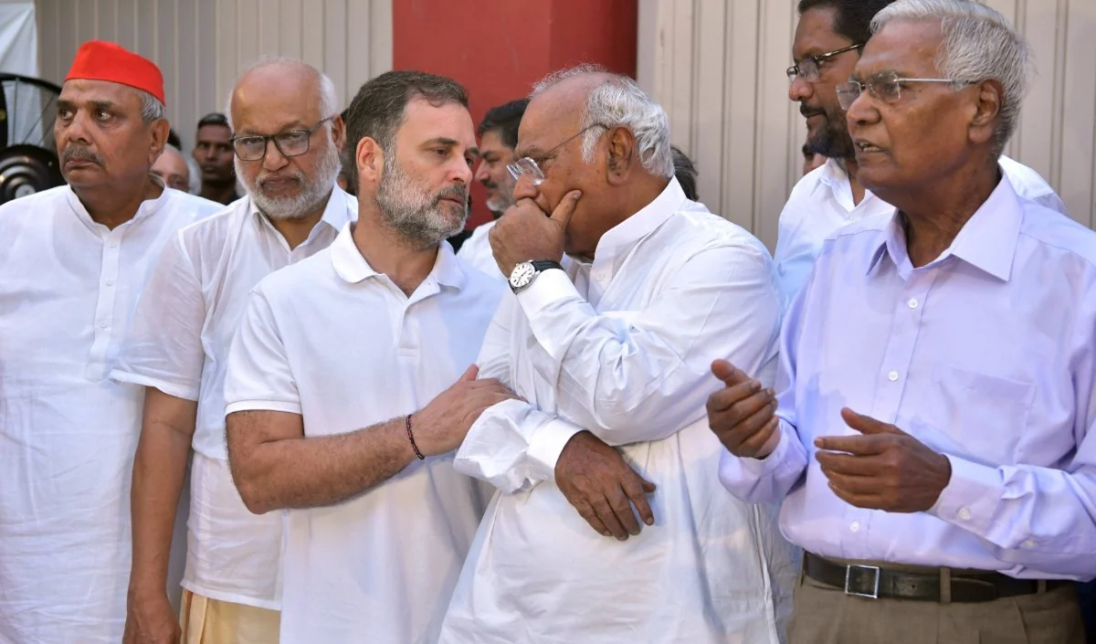 CEC ज्ञानेश कुमार के खिलाफ 30 अक्टूबर को ‘सार्वजनिक महाभियोग’, खरगे के आवास पर जुटेगा INDIA गठबंधन