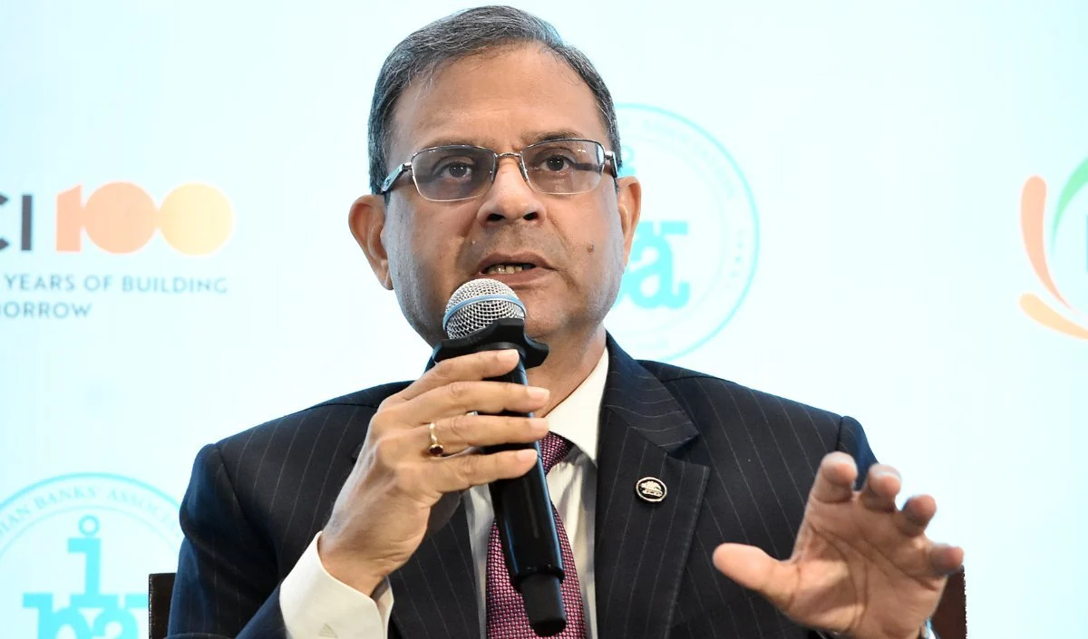 आम जनता को बड़ा झटका! RBI ने 4 साल बाद बढ़ाया रेपो रेट, अब 5.5% हुई दर, अब महंगे होंगे होम, कार और पर्सनल लोन